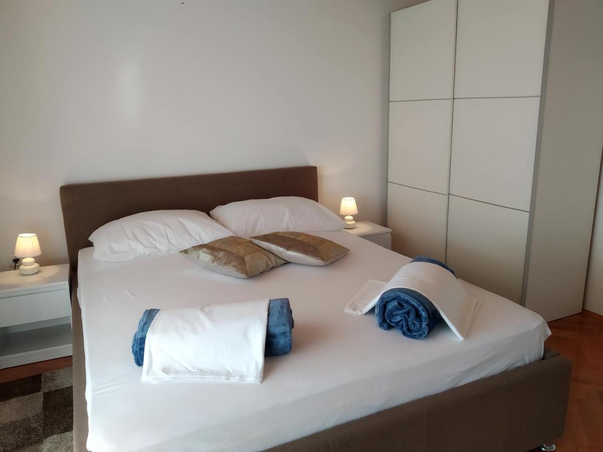 Apartamento Ines Novi Vinodolski Exterior foto